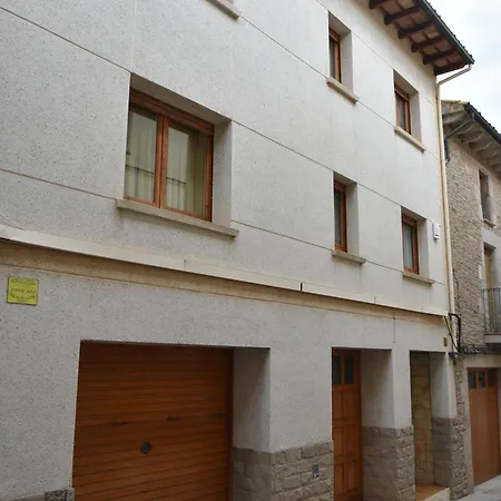 Cal Espinelves Apartment